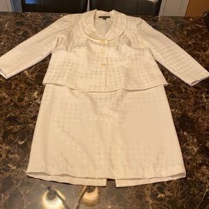 Signature by Larry Levine 2 Piece Skirt Set